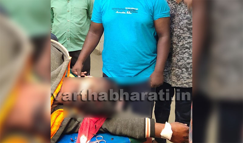 ದಲಿತ ಮುಖಂಡನಿಗೆ ಮಾರಣಾಂತಿಕ ಹಲ್ಲೆ: ಆಸ್ಪತ್ರೆಗೆ ದಾಖಲು