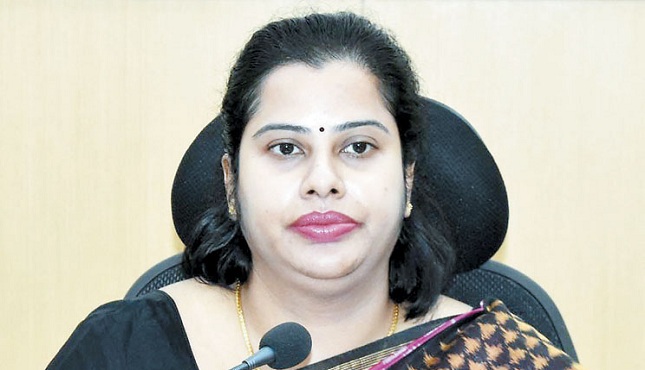 ಬೆಳೆಗಳಿಗೆ ನೀರು ಬಿಡಲು ಸಾಧ್ಯವಿಲ್ಲ: ಮಂಡ್ಯ ಜಿಲ್ಲಾಧಿಕಾರಿ ಎನ್.ಮಂಜುಶ್ರಿ ಸ್ಪಷ್ಟನೆ