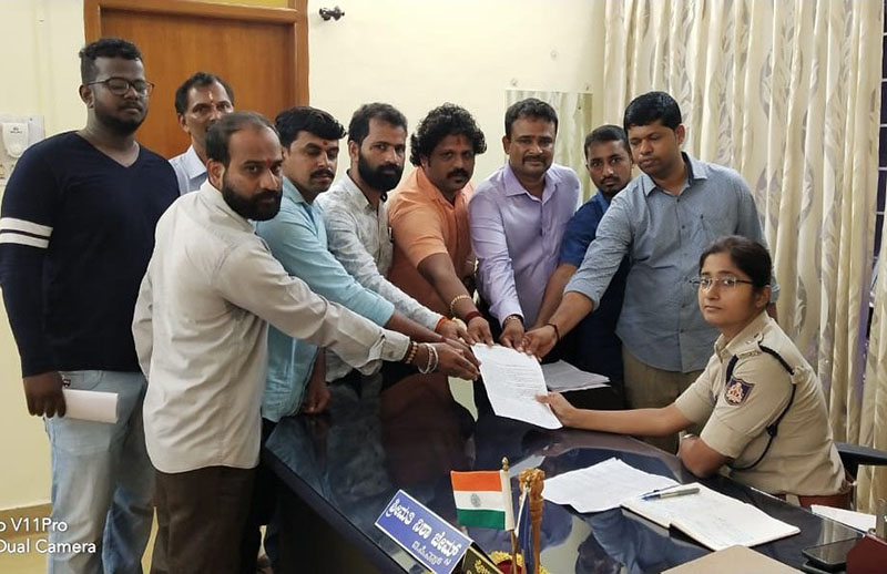 ಗೋ ಕಳ್ಳಸಾಗಾಟ ತಡೆಯುವಂತೆ ಆಗ್ರಹಿಸಿ ಎಸ್ಪಿಗೆ ಮನವಿ