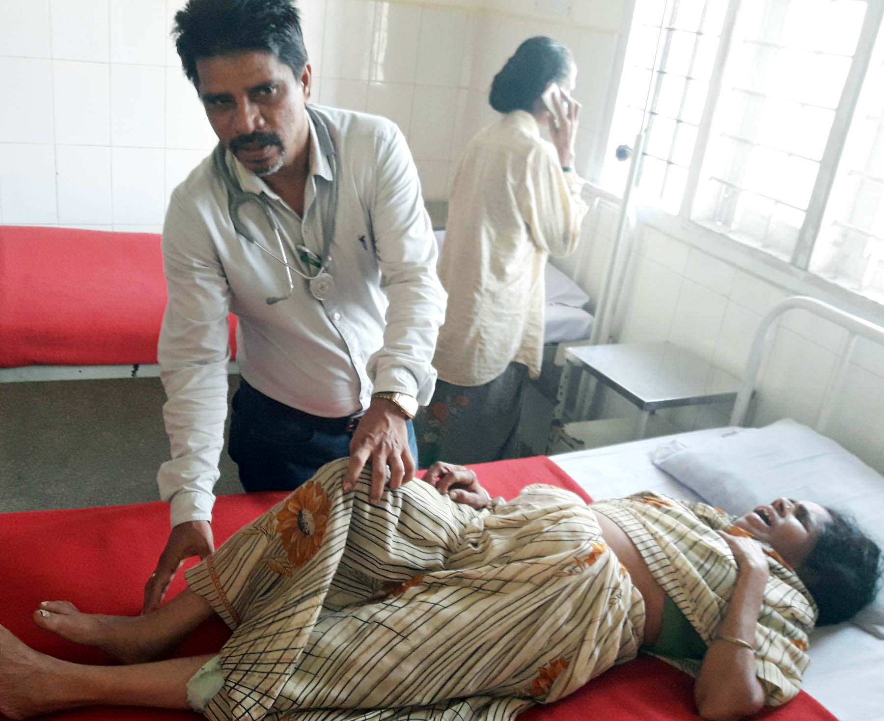 ಕಾರ್ಮಿಕ ಮಹಿಳೆಯರ ಮೇಲೆ ಕಾಡಾನೆ ದಾಳಿ