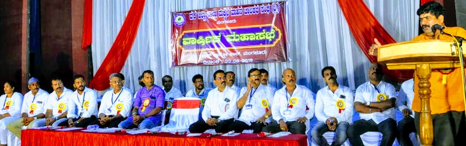 ಕಾನೂನು ರಕ್ಷಣೆಯ ಹೆಸರಿನಲ್ಲಿ ಶಾಲಾ ಮಕ್ಕಳ ವಾಹನ ಚಾಲಕರ ಮೇಲಿನ ದಾಳಿ ಖಂಡನೀಯ: ವೇದವ್ಯಾಸ್ ಕಾಮತ್