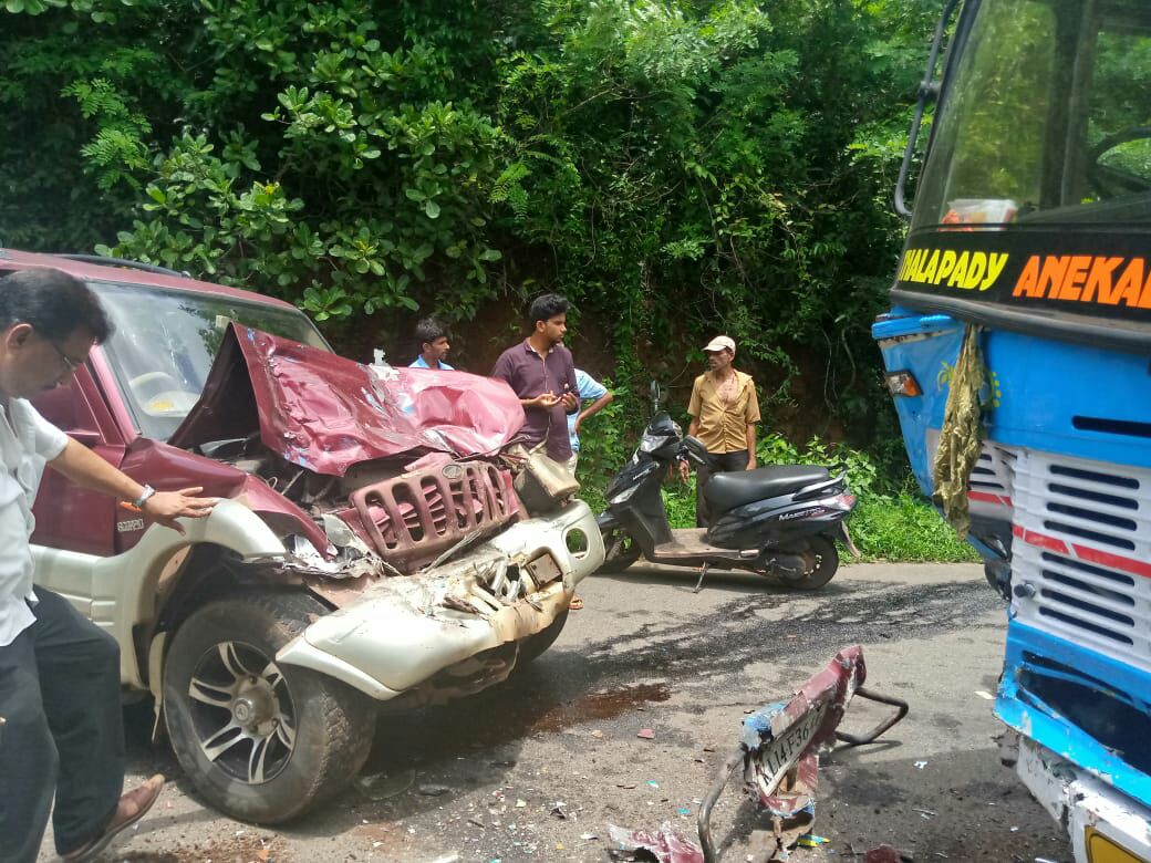 ಕನ್ಯಾನ: ಖಾಸಗಿ ಬಸ್ - ಸ್ಕಾರ್ಪಿಯೋ ವಾಹನ ಮುಖಾಮುಖಿ ಢಿಕ್ಕಿ