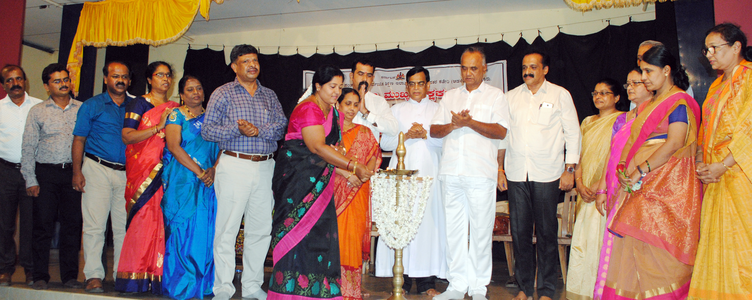 ಅಂಕ ಪಡೆಯುವ ನಿಟ್ಟಿನಲ್ಲಿ ಮಕ್ಕಳ ಮೇಲೆ ಒತ್ತಡ ಸೃಷ್ಠಿ ಸರಿಯಲ್ಲ: ಅನಿತಾ ಹೇಮನಾಥ್