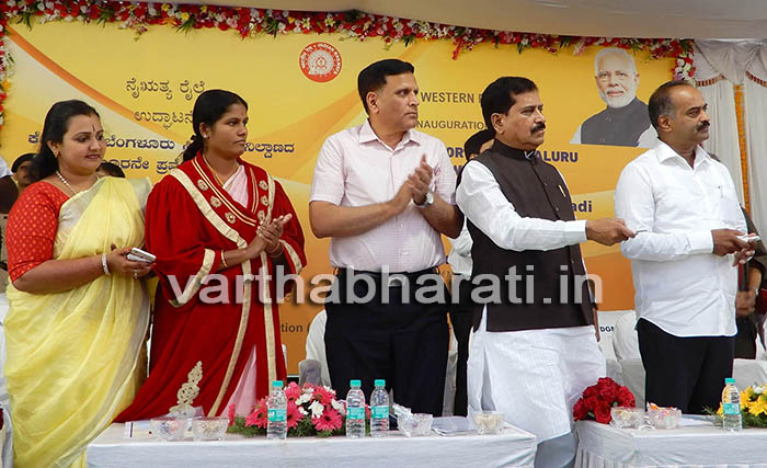 ಮುಂದಿನ ದಿನಗಳಲ್ಲಿ ದೇಶದ ಎಲ್ಲ ಕಡೆಗಳಲ್ಲಿಯೂ ರೈಲು ಸಂಚಾರ: ಕೇಂದ್ರ ಸಚಿವ ಸುರೇಶ್ ಅಂಗಡಿ