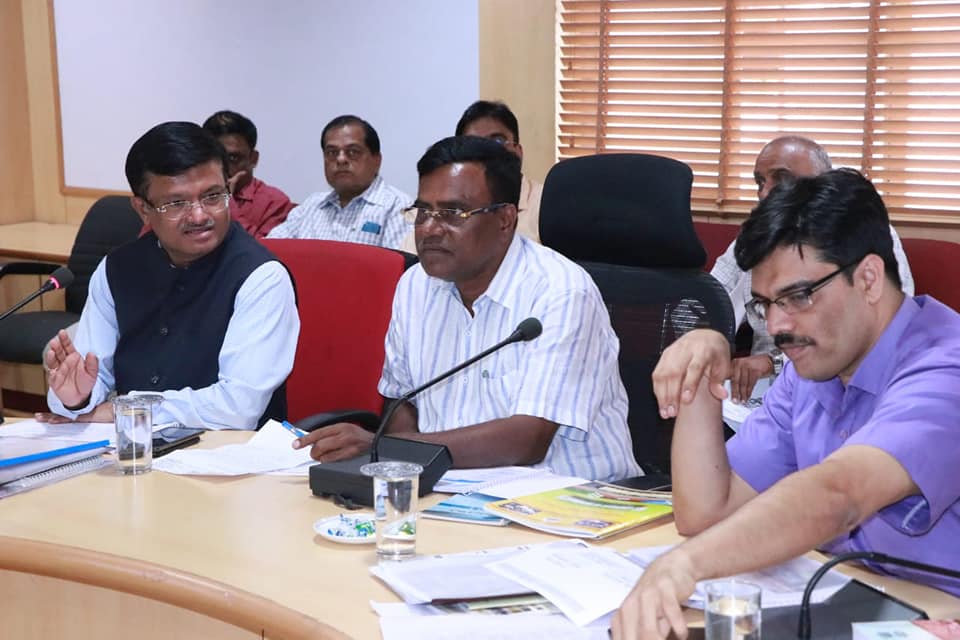 ಕನ್ನಡ ನಿರ್ಲಕ್ಷಿಸುವ ಶಾಲೆಗಳ ವಿರುದ್ಧ ಕಠಿಣ ಕ್ರಮ: ಸಚಿವ ಎಸ್.ಆರ್.ಶ್ರೀನಿವಾಸ್