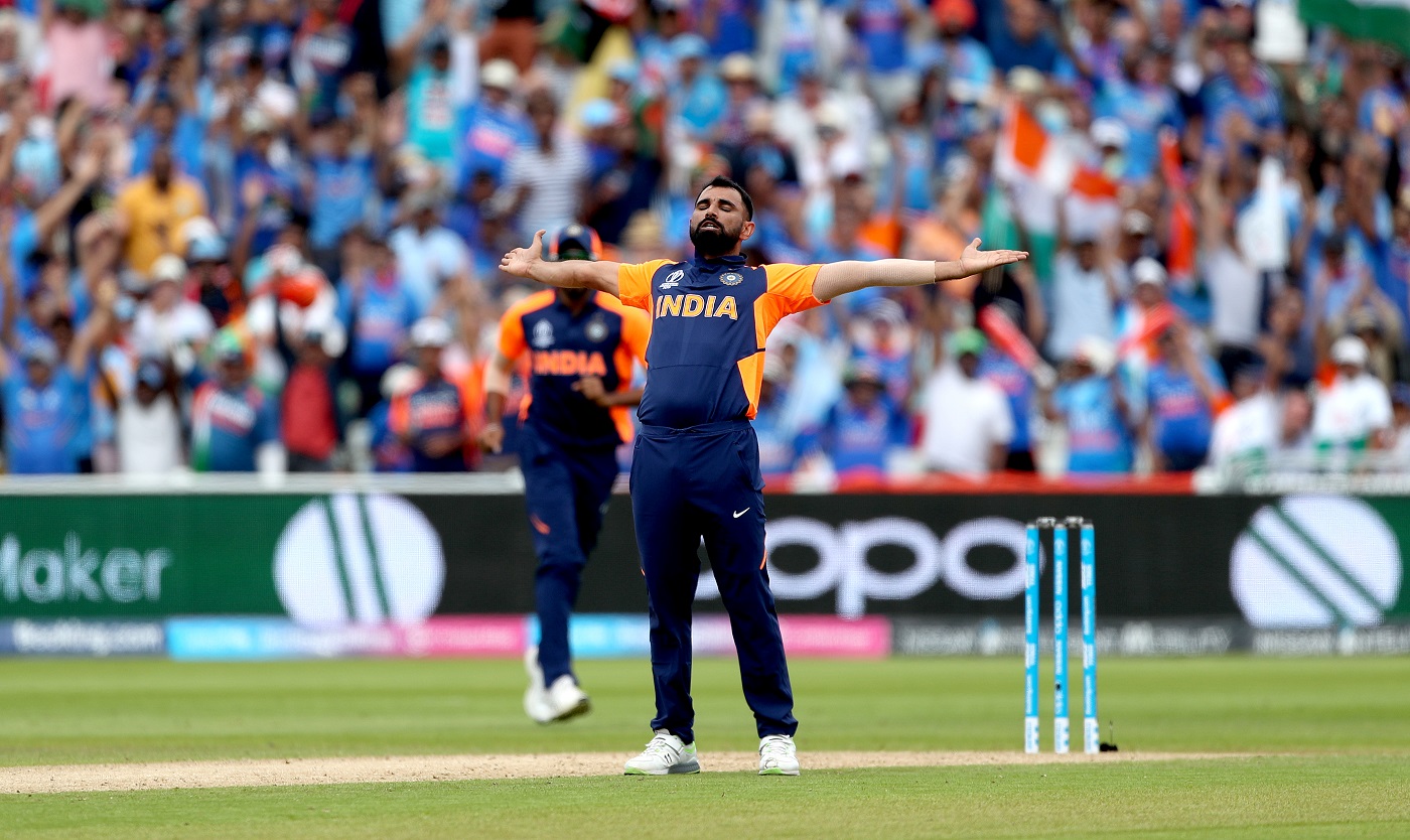 ಏಕದಿನ ಕ್ರಿಕೆಟ್‌ನಲ್ಲಿ ಚೊಚ್ಚಲ ಐದು ವಿಕೆಟ್ ಗೊಂಚಲು ಪಡೆದ ಶಮಿ