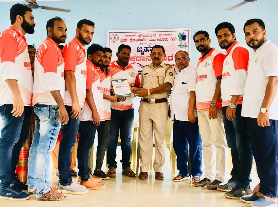 ಆರೋಗ್ಯವಂತ ಭಾರತ ನಿರ್ಮಾಣವಾಗಬೇಕಾದರೆ ರಕ್ತದಾನ ಮಾಡಬೇಕು: ರವಿ ನಾಯ್ಕ್