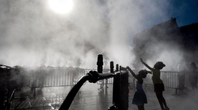 ಉಷ್ಣಮಾರುತಕ್ಕೆ ಯುರೋಪ್ ತತ್ತರ: ಫ್ರಾನ್ಸ್,ಸ್ಪೇನ್‌ನಲ್ಲಿ ಪರಿಸ್ಥಿತಿ ಗಂಭೀರ