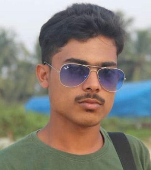 ಕಾಸರಗೋಡು :  ಕಾರು ಢಿಕ್ಕಿ - ಬೈಕ್ ಸವಾರ ಮೃತ್ಯು