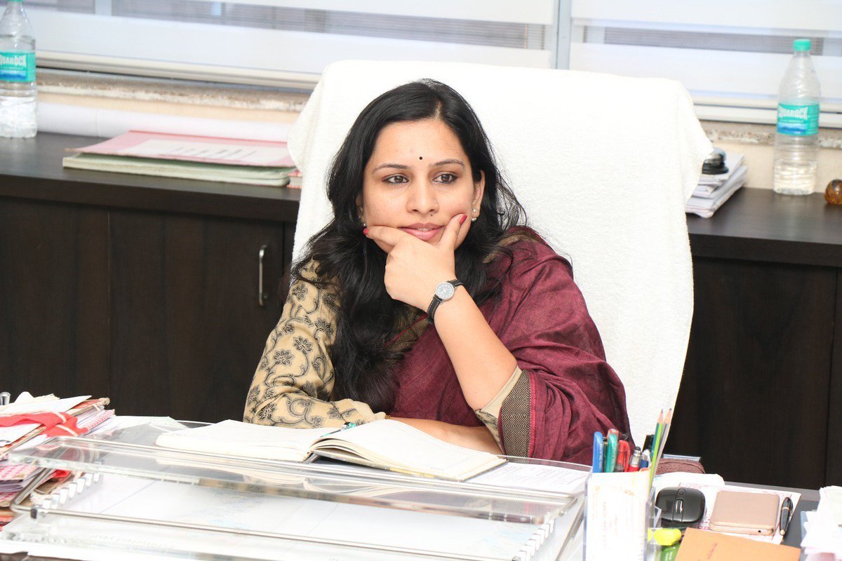 ಗೋಡ್ಸೆಗೆ ಧನ್ಯವಾದ ತಿಳಿಸಿದ ಐಎಎಸ್ ಅಧಿಕಾರಿಯ ವಿರುದ್ಧ ಕ್ರಮಕ್ಕೆ ಆಗ್ರಹ