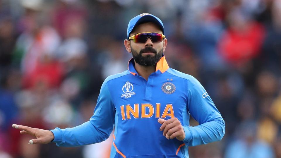 ಐಷಾರಾಮಿ ಕಾರುಗಳ ಸ್ವಚ್ಛತೆಗೆ ಕುಡಿಯುವ ನೀರಿನ ಬಳಕೆ: ಕೊಹ್ಲಿಯ ಚಾಲಕನಿಗೆ ದಂಡ