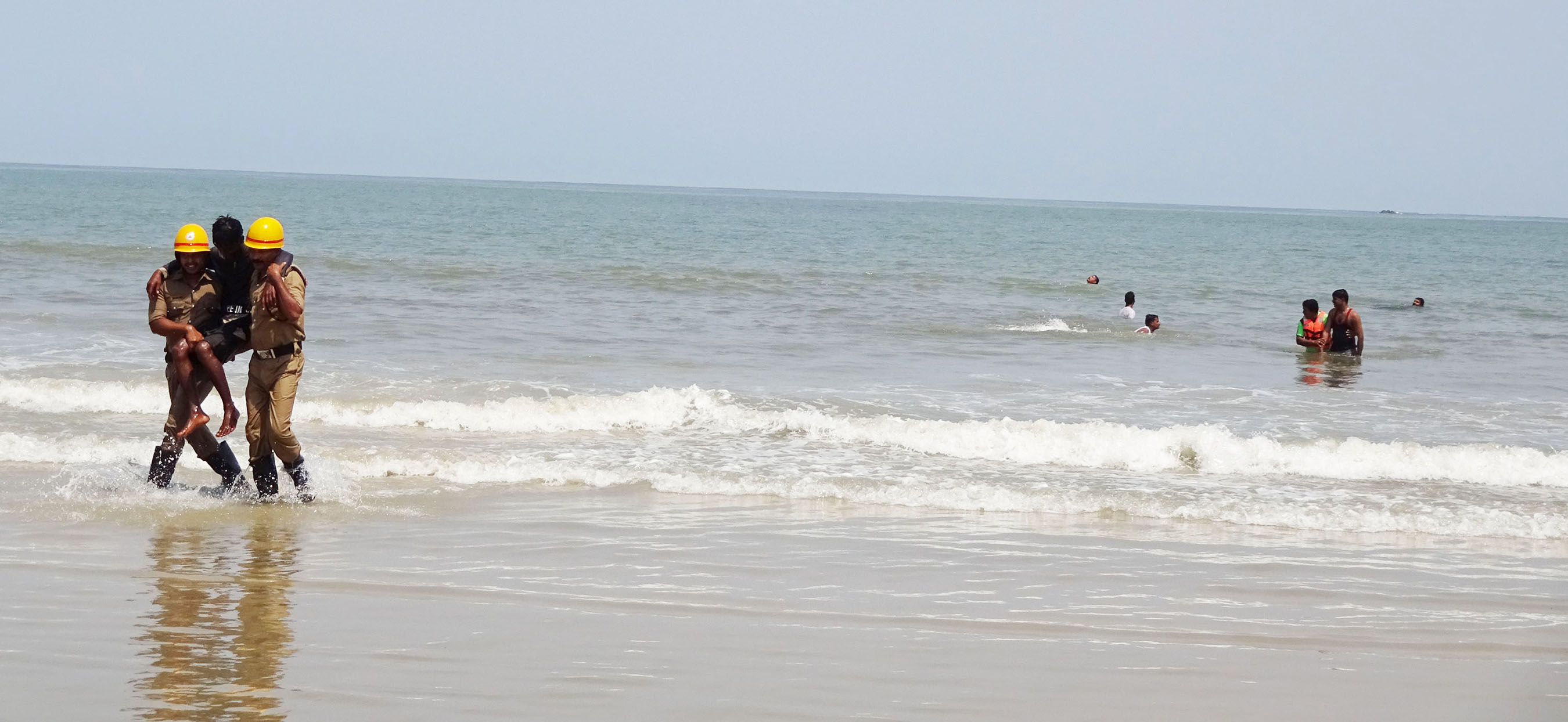 ಮಲ್ಪೆ: ಸುನಾಮಿ ವಿಪತ್ತು ನಿರ್ವಹಣೆಯ ಅಣಕು ಪ್ರದರ್ಶನ