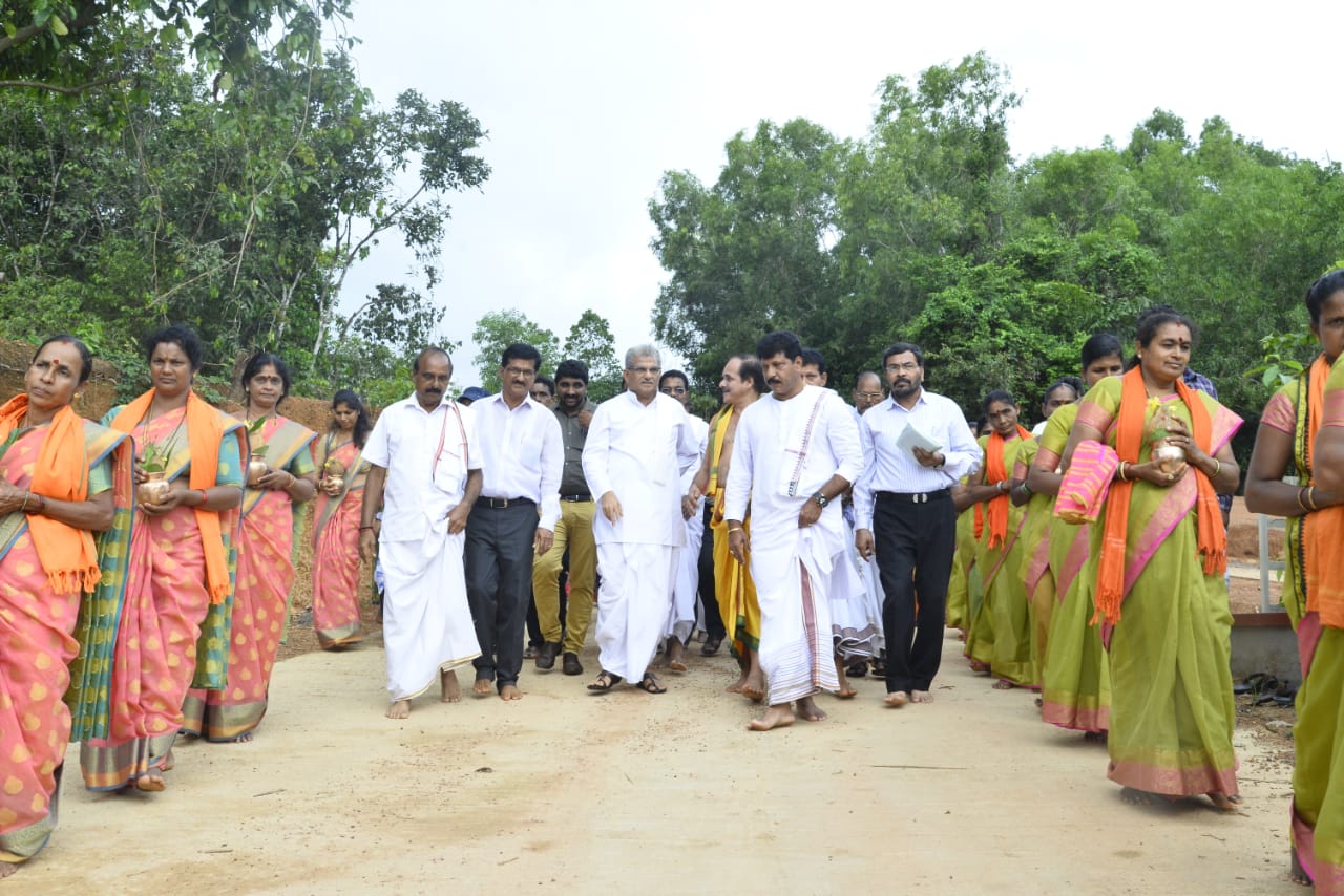 ಬೆಳ್ಮ ಉಳ್ಳಾಲ್ತಿ ಅಮ್ಮನವರ ಕ್ಷೇತ್ರಕ್ಕೆ ಡಾ. ವೀರೇಂದ್ರ ಹೆಗ್ಗಡೆ ಭೇಟಿ