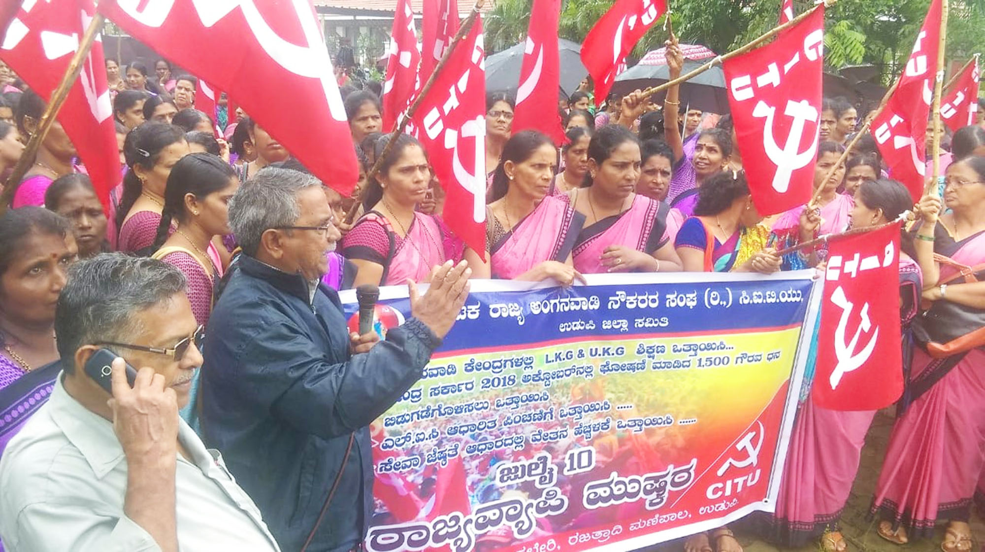 ಅಂಗನವಾಡಿ ಕೇಂದ್ರಗಳಲ್ಲೇ ಎಲ್‌ಕೆಜಿ,ಯುಕೆಜಿ ಪ್ರಾರಂಭಕ್ಕೆ ಆಗ್ರಹ