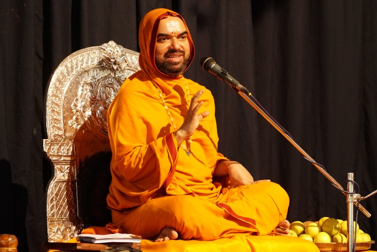 ಧರ್ಮನಿಷ್ಠ, ಸಂಸ್ಕೃತಿ ನಿಷ್ಠ ವ್ಯಕ್ತಿತ್ವ ನಿರ್ಮಾಣದ ಗುರಿ: ರಾಘವೇಶ್ವರ ಶ್ರೀ