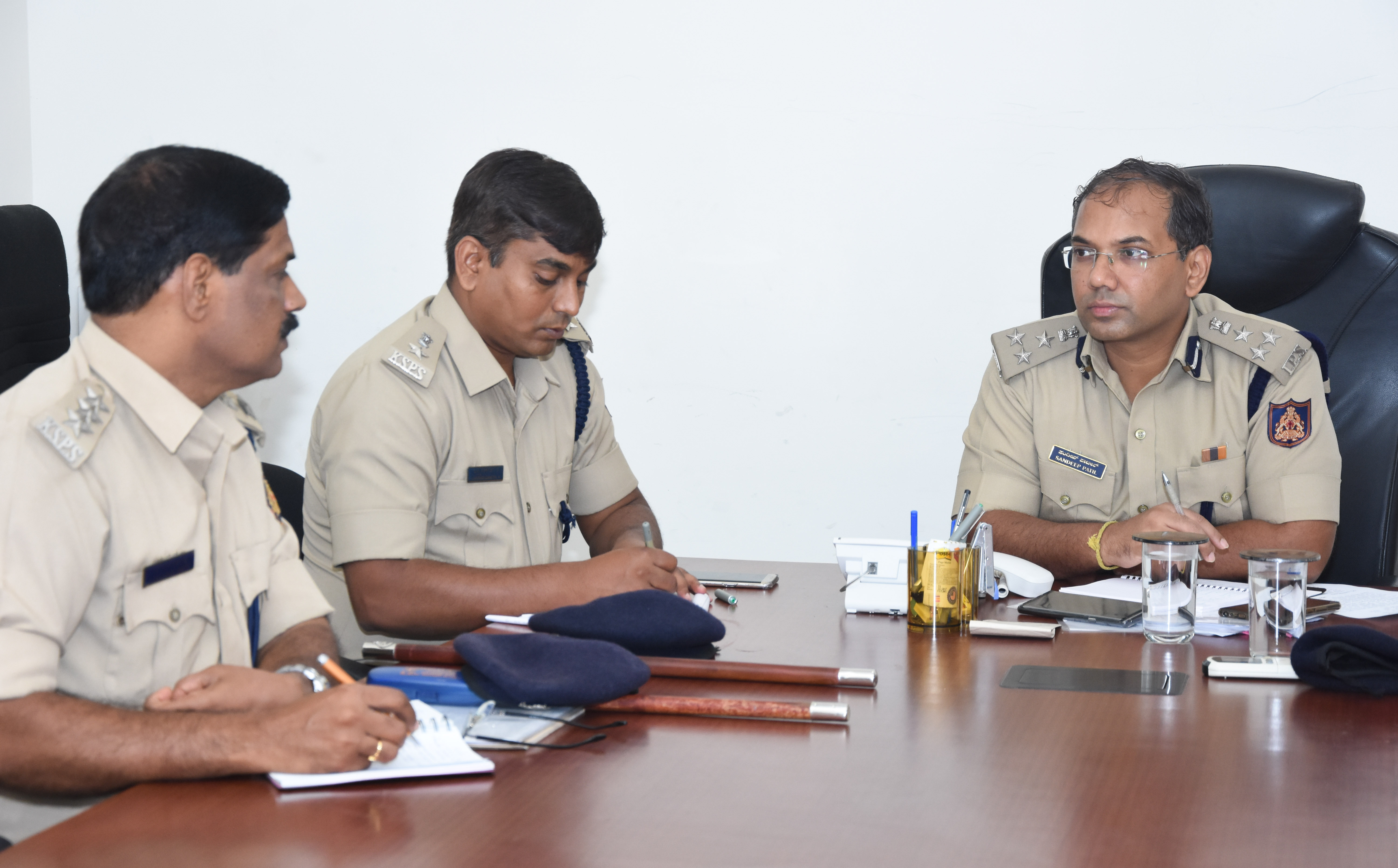 ಪಿಜಿ, ಹಾಸ್ಟೆಲ್, ಸರ್ವಿಸ್ ಅಪಾರ್ಟ್‌ಮೆಂಟ್‌ಗಳಿಗೆ ಅನುಮತಿ ಕಡ್ಡಾಯ