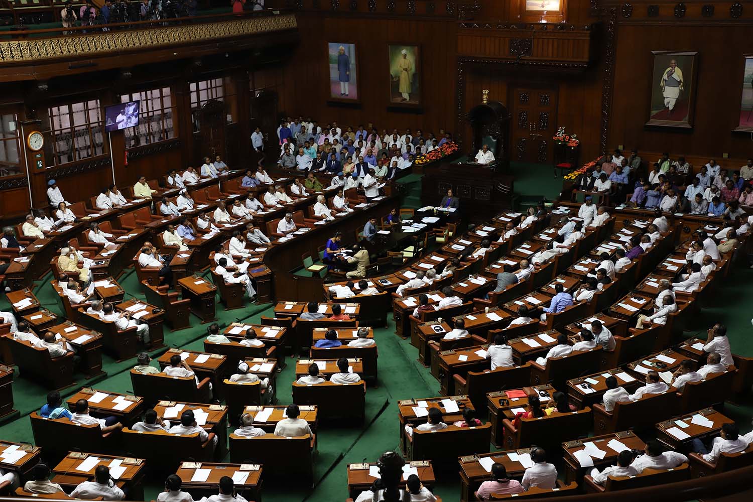 ಅಗಲಿದ ಶಾಸಕರಿಗೆ ಉಭಯ ಸದನಗಳಲ್ಲೂ ಶ್ರದ್ಧಾಂಜಲಿಗೆ ಒಮ್ಮತ