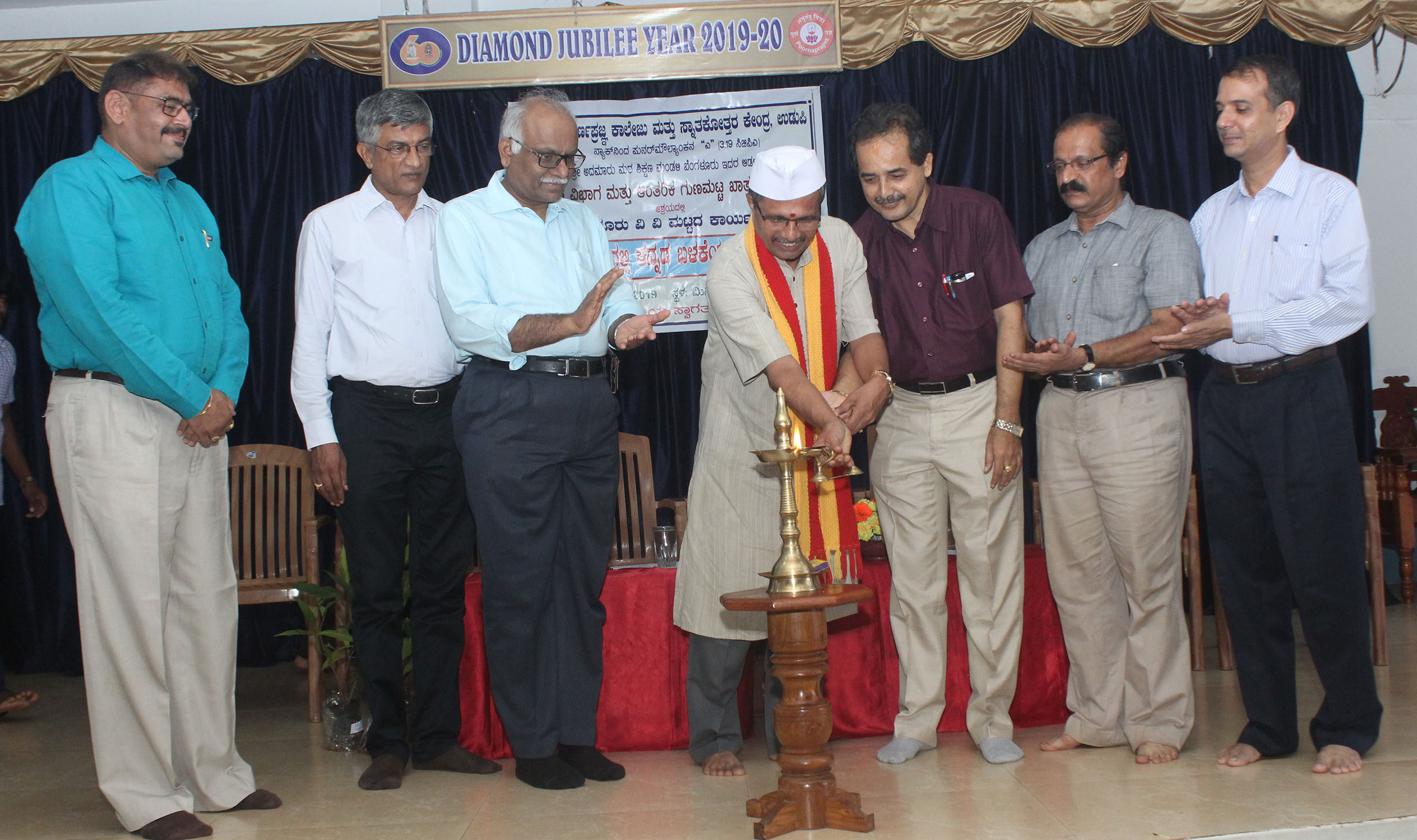 ಕಂಪ್ಯೂಟರ್‌ನಲ್ಲಿ ಕನ್ನಡ ಬಳಕೆಯಿಂದ ಭಾಷೆ ಬಲಿಷ್ಠ: ಸುರೇಂದ್ರ ಅಡಿಗ