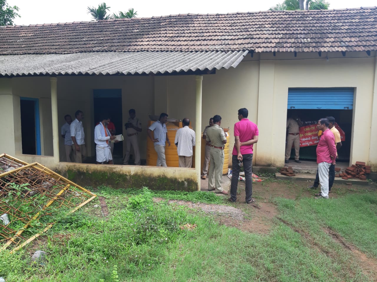 ಬೆಳ್ತಂಗಡಿ : ಶ್ರೀಗಂಧದ ದಾಸ್ತಾನು ಕೊಠಡಿಯಿಂದ ಶ್ರೀಗಂಧ ಕಳವು