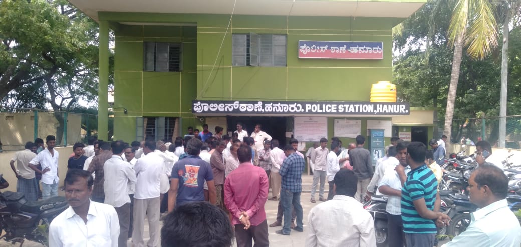 ಕೊಳ್ಳೇಗಾಲ ಆಸ್ಪತ್ರೆಯಲ್ಲಿ ವ್ಯಕ್ತಿ ಮೃತ್ಯು :  ವೈದ್ಯರ ನಿರ್ಲಕ್ಷ್ಯದ ಆರೋಪ