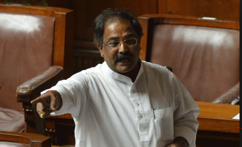 Breaking News: ಎರಡೂ ಕಡೆಯವರು ಒಟ್ಟಾಗಿ ಮಾಡಿರಬಹುದು: ವಿಧಾನಸಭೆಯಲ್ಲಿ ಕಣ್ಣೀರಿಟ್ಟ ಅರವಿಂದ್ ಲಿಂಬಾವಳಿ