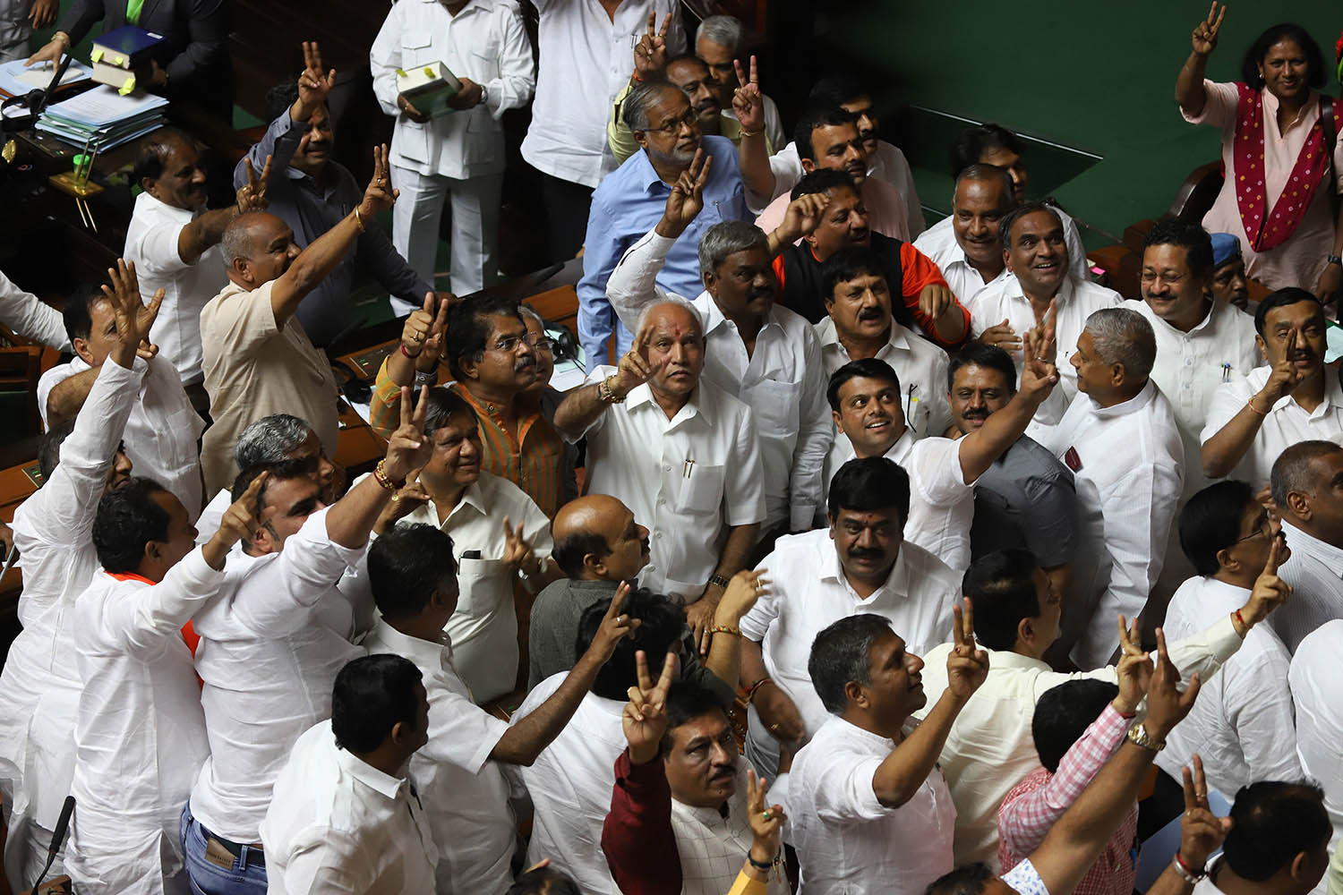 ನೂತನ ಸರಕಾರ ರಚನೆ: ಬಿಎಸ್‌ವೈರಿಂದ ನಾಳೆ ರಾಜ್ಯಪಾಲರ ಭೇಟಿ ಸಾಧ್ಯತೆ