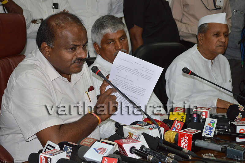 ನಿರ್ಗಮನಕ್ಕೂ ಮುನ್ನ ಸಿಹಿ ಸುದ್ದಿ ನೀಡಿದ ಕುಮಾರಸ್ವಾಮಿ: ಋಣಮುಕ್ತ ಕಾಯ್ದೆ ಜಾರಿ