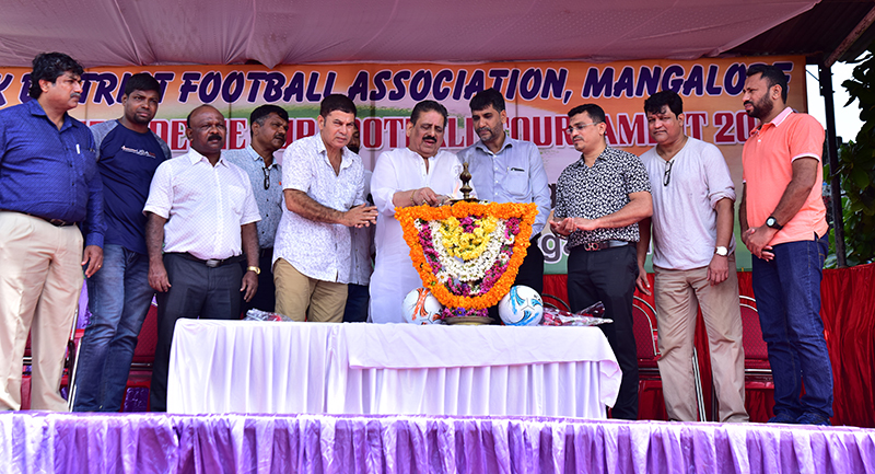 ಫುಟ್ಬಾಲ್ ಅಸೋಸಿಯೇಶನ್‌ನ ಇಂಡಿಪೆಂಡೆನ್ಸ್ ಕಪ್ ಪಂದ್ಯಾಟಕ್ಕೆ ಚಾಲನೆ