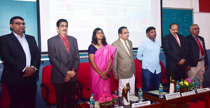 ಶ್ರೀನಿವಾಸ ಸಮೂಹ ಸಂಸ್ಥೆಯಿಂದ ಉದ್ಯೋಗ ಮೇಳ