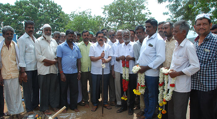 ಹನೂರು: 1.60 ಕೋಟಿ ರೂ. ವೆಚ್ಚದ ವಿವಿಧ ಕಾಮಗಾರಿಗಳಿಗೆ ಶಿಲಾನ್ಯಾಸ