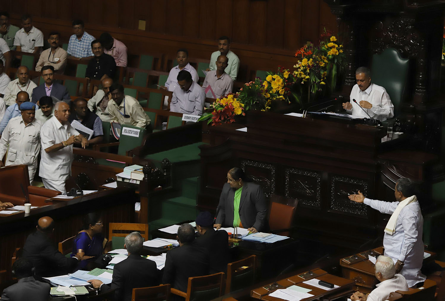 ‘ಟಿಪ್ಪು ಜಯಂತಿ ರದ್ದು’ ಸದನದಲ್ಲಿ ಪ್ರತಿಧ್ವನಿ: ಕಲಾಪ ಅನಿದಿರ್ಷ್ಟಾವಧಿಗೆ ಮುಂದೂಡಿಕೆ