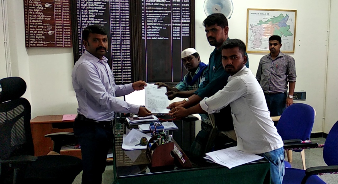 ದಲಿತ ಮೀಸಲಾತಿ ಬಗ್ಗೆ ಪ್ರಶ್ನಿಸಿದ್ದ ಪ್ರಾಧ್ಯಾಪಕನ ವಿರುದ್ಧ ದಲಿತ ಸಂಘಟನೆಗಳಿಂದ ದೂರು