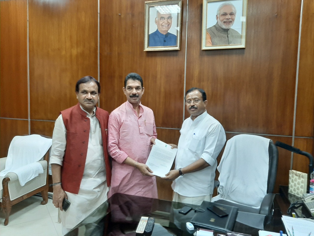 ಕುವೈತ್: ಸಂತ್ರಸ್ತರ ನೆರವಿಗೆ ಬರಲು ಸಂಸದ ನಳಿನ್ ಕೇಂದ್ರ ಸಚಿವ ಮುರಳೀಧರ್ ರಿಗೆ ಮನವಿ