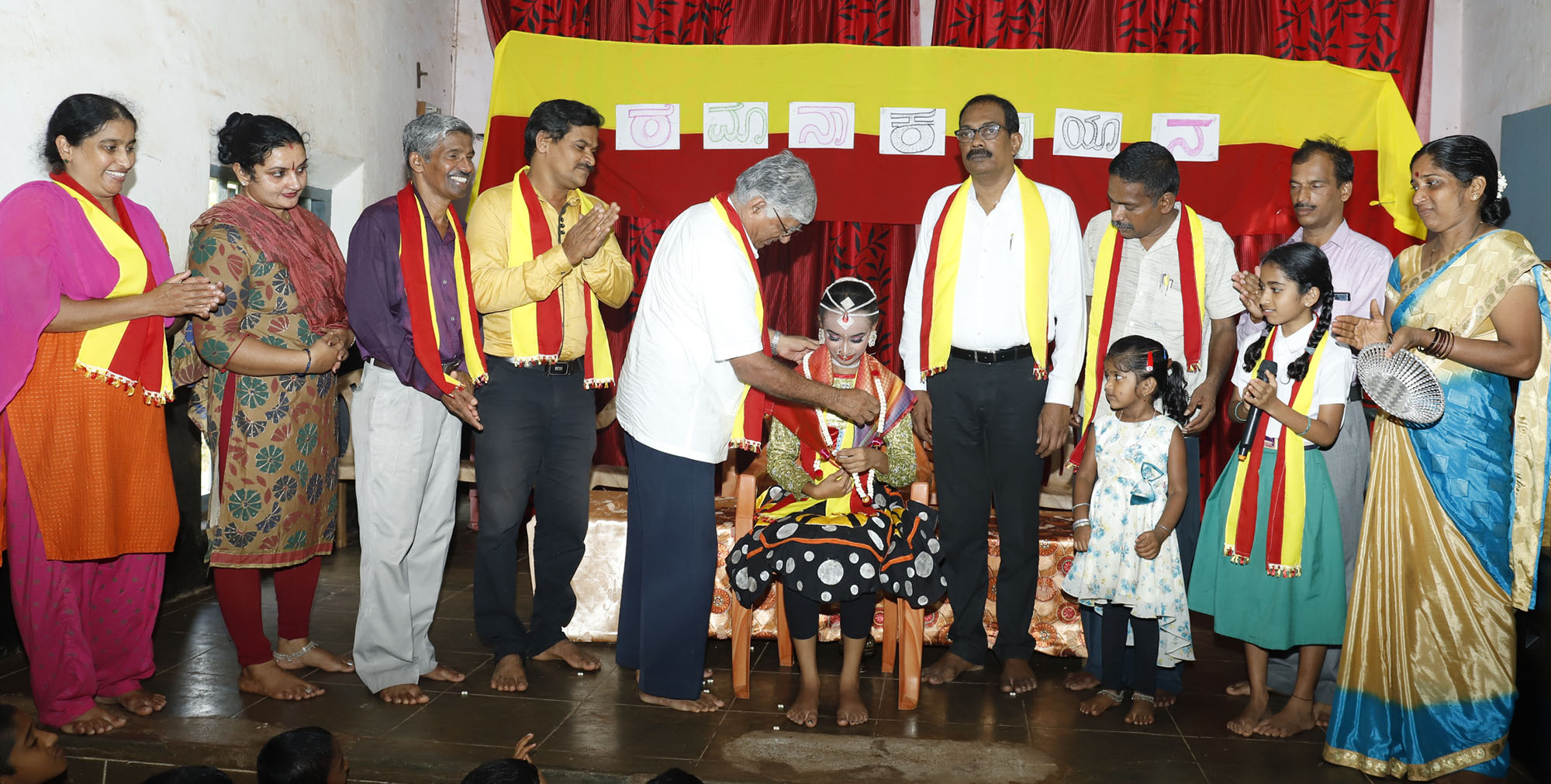 ಶಿಕ್ಷಣದಿಂದ ಮಕ್ಕಳು ಸ್ವತಂತ್ರ ವ್ಯಕ್ತಿತ್ವ ರೂಪಿಸಲು ಸಾಧ್ಯ: ಡಾ.ಸಂತೋಷ ಕುಮಾರ್