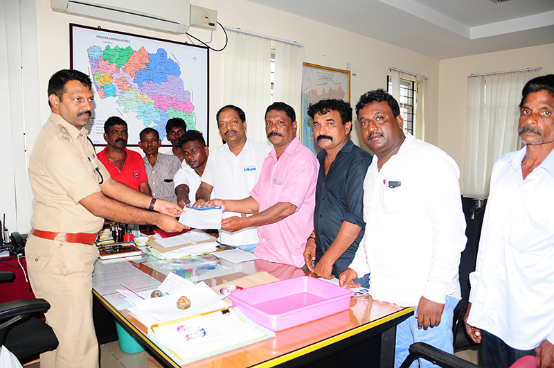 ಯಕ್ಷಗಾನ ಬ್ಯಾನರ್‌ನಲ್ಲಿ ದಲಿತರಿಗೆ ನಿಂದನೆ: ದಸಂಸ ಖಂಡನೆ