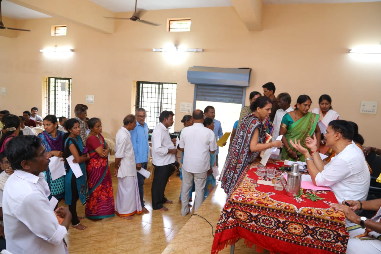 ಬಾಳ್ತಿಲ ಗ್ರಾಮದಲ್ಲಿ ಗ್ರಾಮದ ಕಡೆ ಶಾಸಕರ ನಡೆ ಕಾರ್ಯಕ್ರಮ