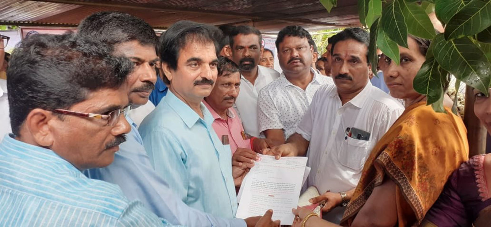 ವಿವಿಧ ಬೇಡಿಕೆಗಳ ಈಡೇರಿಕೆಗೆ ಆಗ್ರಹ: ಸರಕಾರಿ ಪ್ರಾಥಮಿಕ ಶಾಲಾ ಶಿಕ್ಷಕರ ಬೃಹತ್ ಪ್ರತಿಭಟನೆ