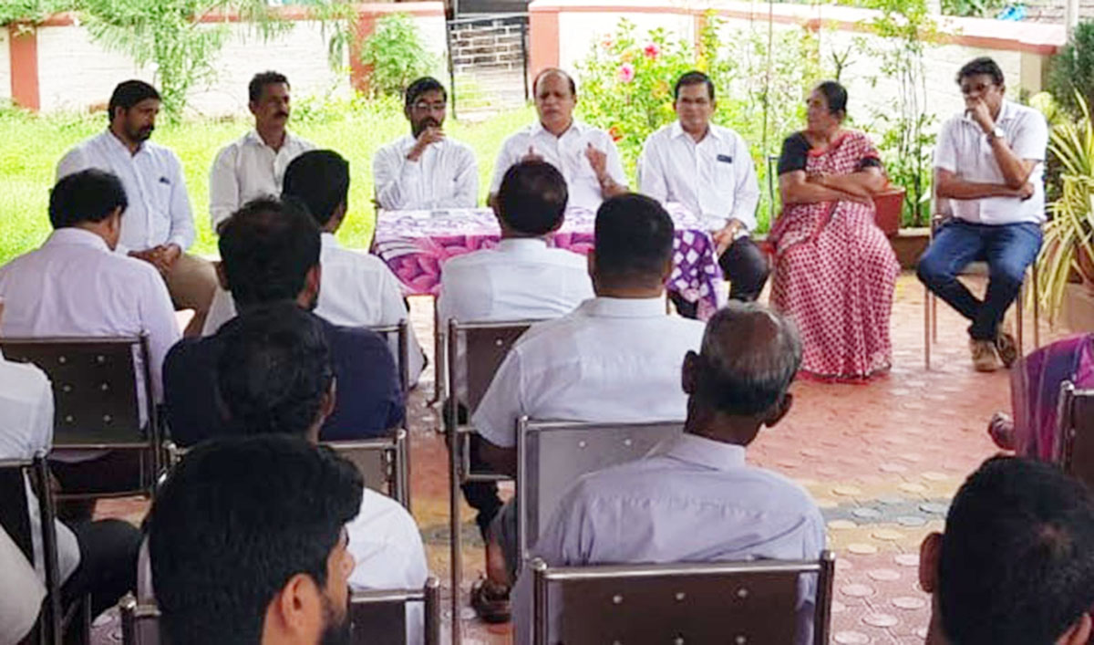 ಬಿಜೆಪಿಯ ಅಧಿಕಾರ ದಾಹಕ್ಕೆ ರಾಜ್ಯ ಸರಕಾರ ಬಲಿ: ಸೊರಕೆ