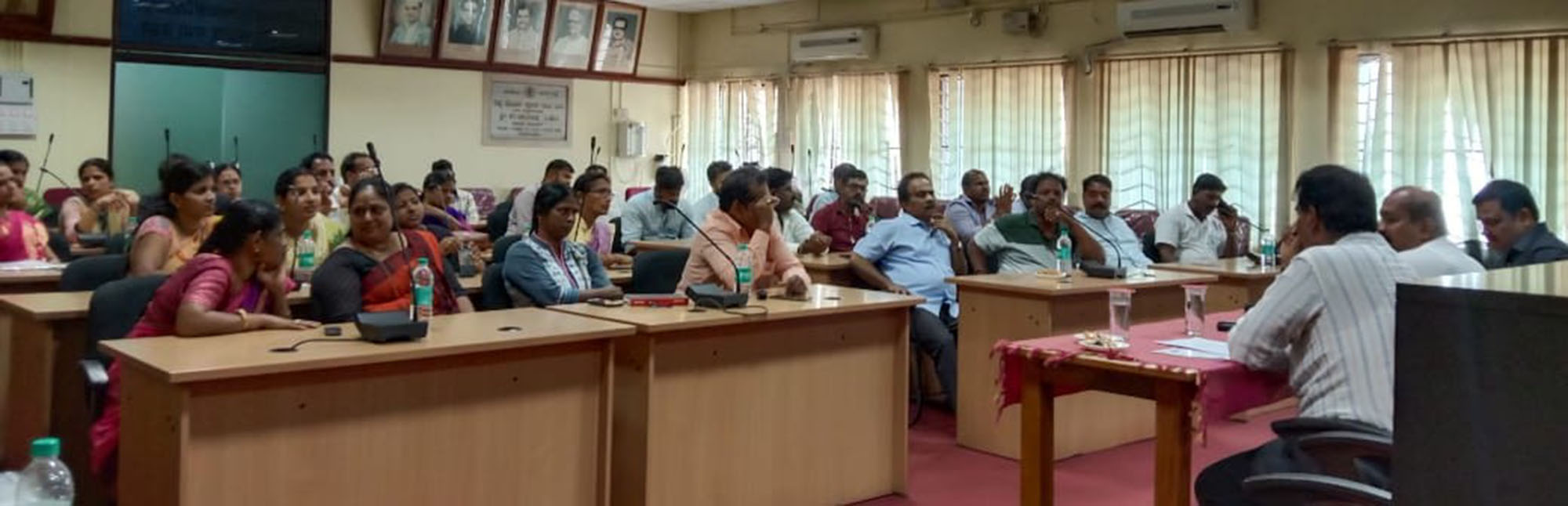 ದಾರಿದೀಪಗಳ ನಿರ್ವಹಣೆ: ಉಡುಪಿ ನಗರಸಭೆಯಲ್ಲಿ ಸಭೆ