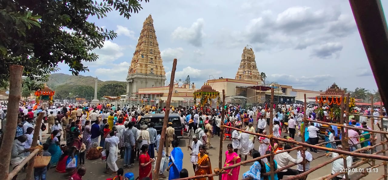 ಮಲೆಮಹದೇಶ್ವರ ಬೆಟ್ಟದಲ್ಲಿ ಭೀಮನ ಅಮಾವಾಸ್ಯೆ ಪ್ರಯುಕ್ತ ಪೂಜೆ