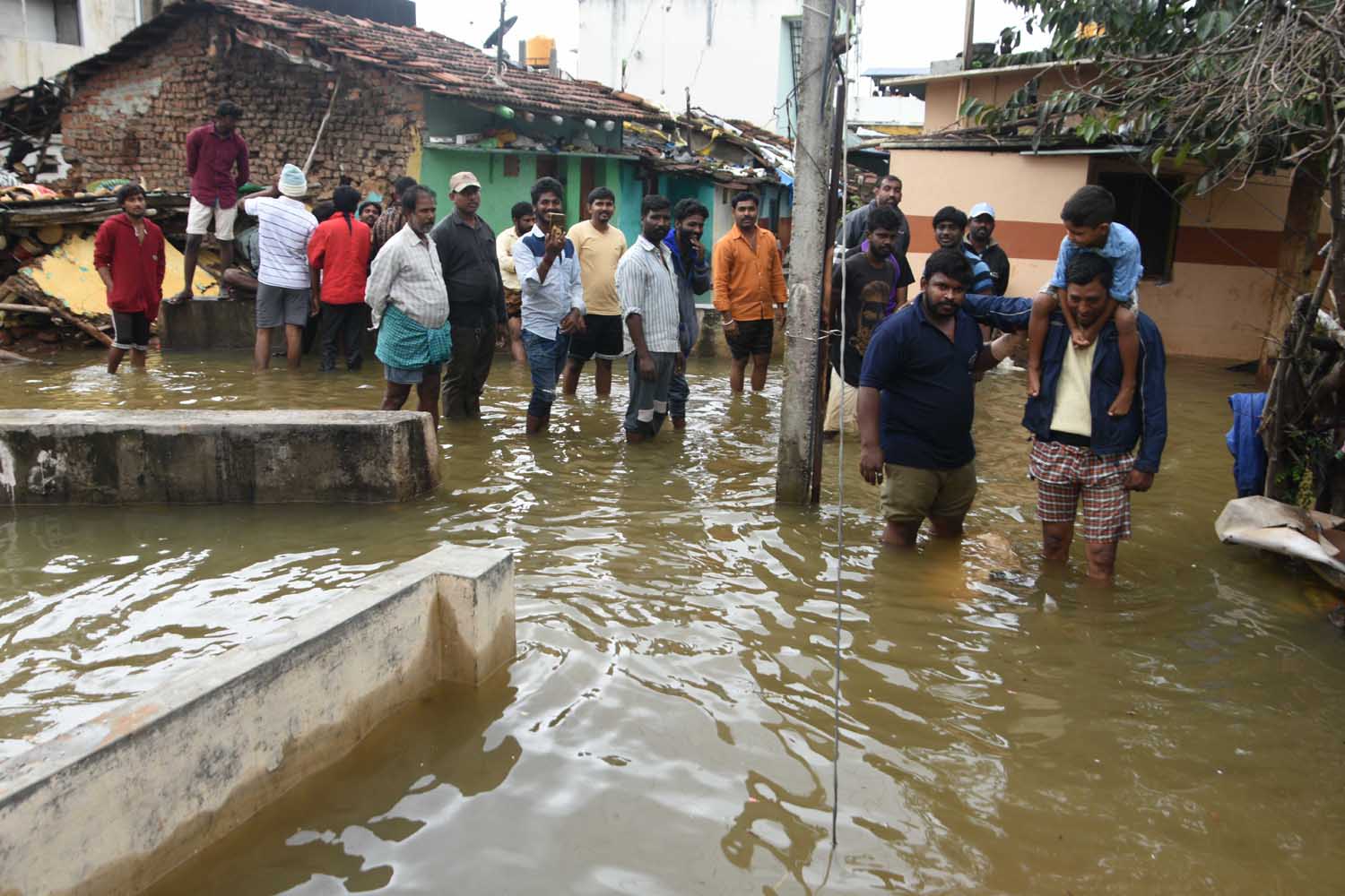 ಮಹಾಪ್ರವಾಹಕ್ಕೆ ನಲುಗಿದ ಶಿವಮೊಗ್ಗ ನಗರ ಮಹಾಪ್ರವಾಹಕ್ಕೆ ನಲುಗಿದ ಶಿವಮೊಗ್ಗ ನಗರ