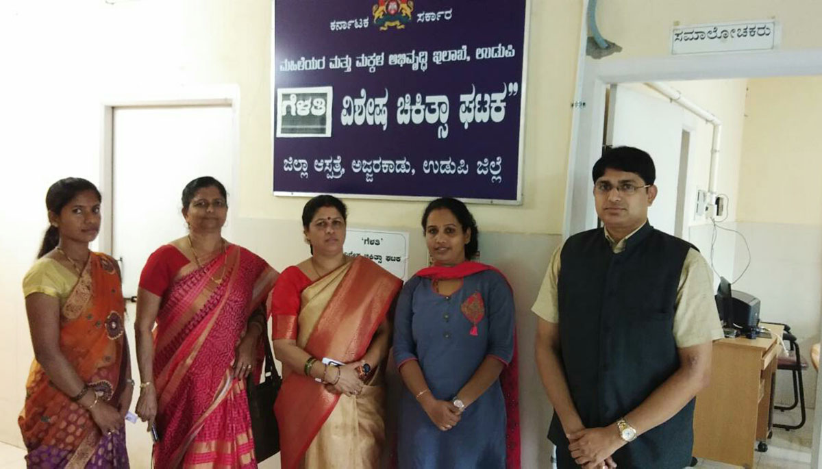 ‘ಗೆಳತಿ’ ವಿಶೇಷ ಚಿಕಿತ್ಸಾ ಘಟಕಕ್ಕೆ ಶ್ಯಾಮಲಾ ಕುಂದರ್ ಭೇಟಿ: ಸೂಕ್ತ ಸ್ಥಳಾವಕಾಶ ಕಲ್ಪಿಸುವಂತೆ ಅಧಿಕಾರಿಗಳಿಗೆ ಸೂಚನೆ