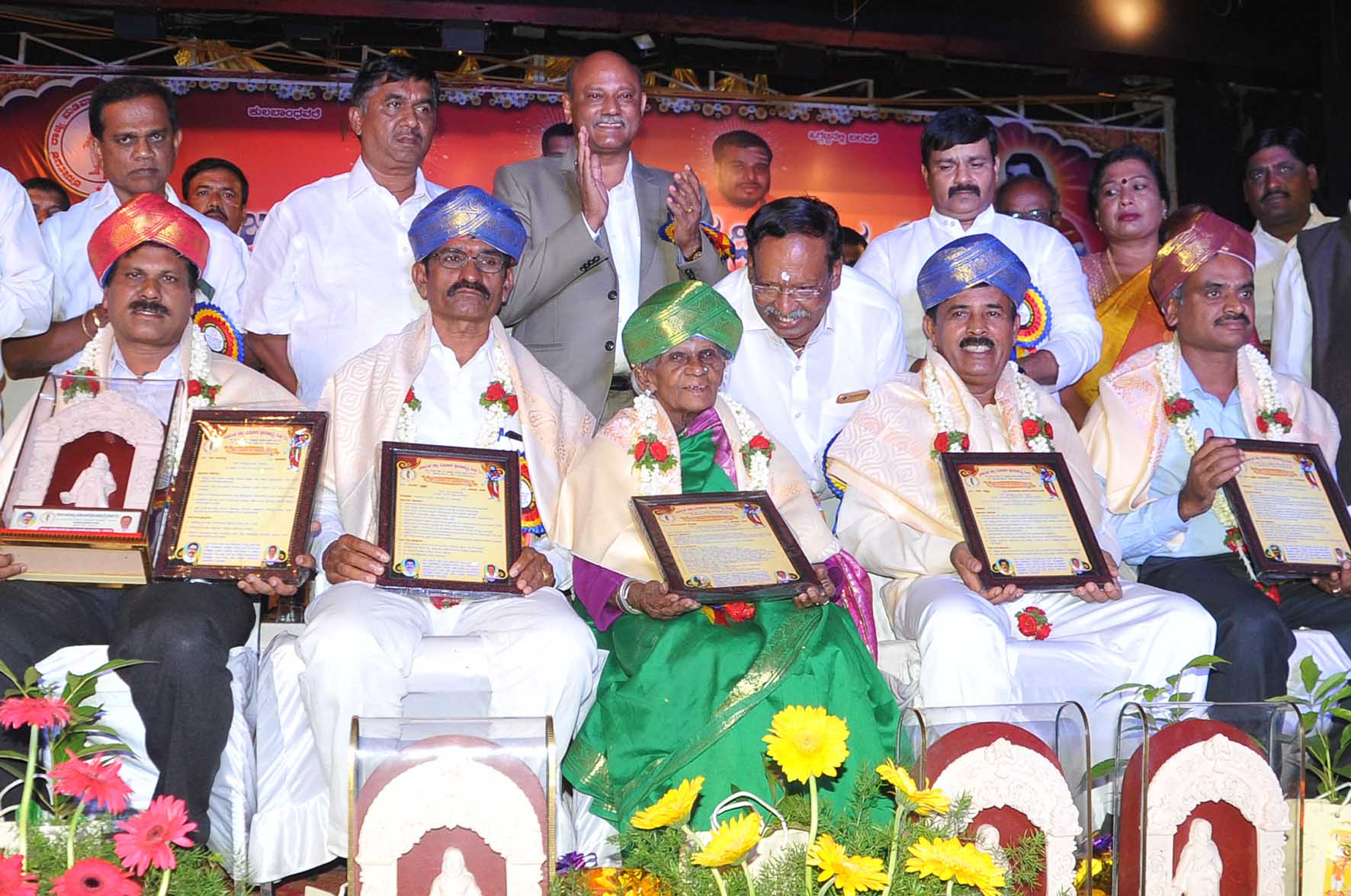 ಮಡಿವಾಳ ಜನಾಂಗವನ್ನು ಪರಿಶಿಷ್ಟ ಪಟ್ಟಿಗೆ ಸೇರ್ಪಡೆಗೆ ಡಾ.ರವಿಕುಮಾರ್ ಆಗ್ರಹ