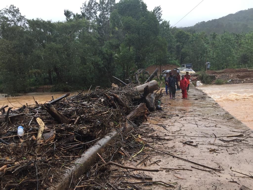 ಕೊಡಗಿನಲ್ಲಿ ಮಳೆ ಕೊಂಚ ಕ್ಷೀಣ: ಮುಂದುವರಿದ ಪ್ರವಾಹ ಆತಂಕ