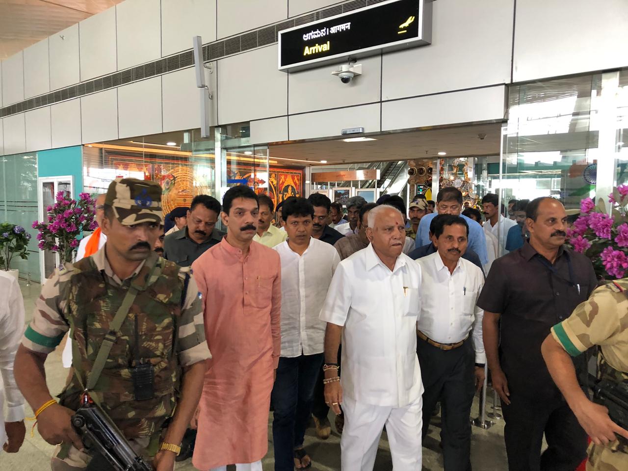 370ಕ್ಕೂ ಅಧಿಕ ಮಂದಿ  ಪರಿಹಾರ ಕೇಂದ್ರದಲ್ಲಿ:  ಬಿ.ಎಸ್.ಯಡಿಯೂರಪ್ಪ