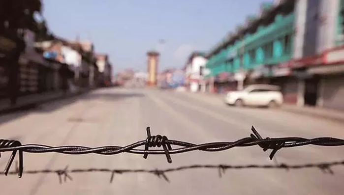 ಜಮ್ಮು-ಕಾಶ್ಮೀರದಲ್ಲಿ ನಿರ್ಬಂಧ ತೆರವು ಯಾವಾಗ? : ಗೃಹ ಸಚಿವಾಲಯ ಹೇಳಿದ್ದು ಹೀಗೆ…