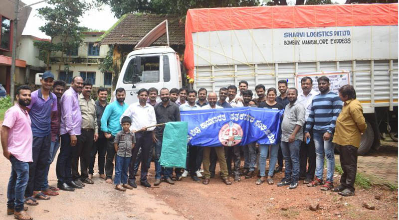 ಉಡುಪಿ: ನೆರೆ ಸಂತ್ರಸ್ತರಿಗೆ ಎರಡನೇ ಹಂತದ ನೆರವು ಹಸ್ತಾಂತರ