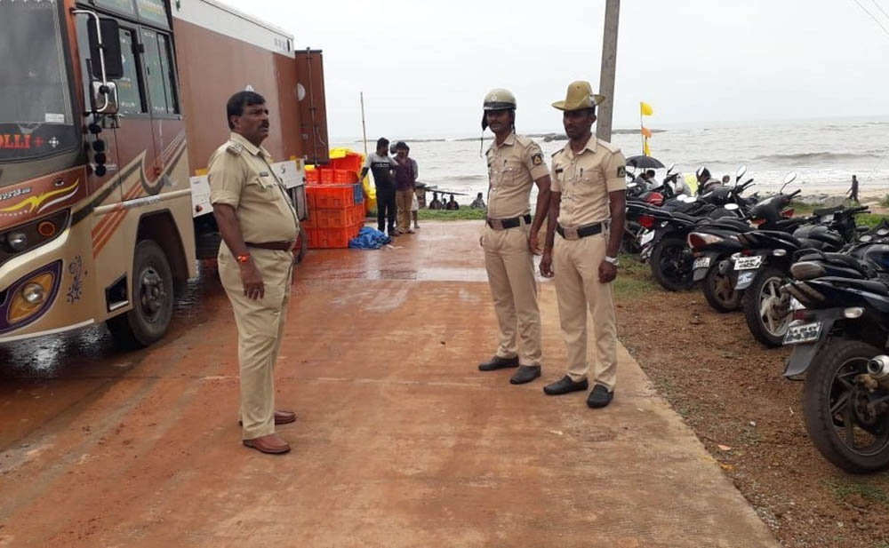 ಉಡುಪಿ ಜಿಲ್ಲೆಯಾದ್ಯಂತ ಕಟ್ಟೆಚ್ಚರ: ಪ್ರಮುಖ ಸ್ಥಳಗಳಲ್ಲಿ ಭದ್ರತೆ