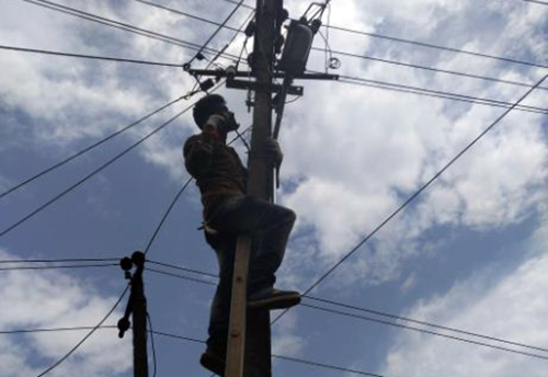 ಕೊನೆಗೂ ದಾರಿ ದೀಪ ಅಳವಡಿಕೆಗೆ ಮುಂದಾದ 34 ನೆಕ್ಕಿಲಾಡಿ ಗ್ರಾ.ಪಂ.