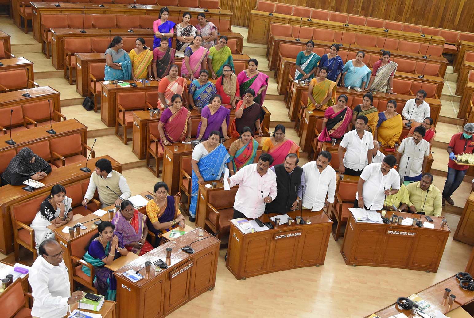 ಬಿಬಿಎಂಪಿ ಬಜೆಟ್ ಗೆ ತಡೆ: ಆಡಳಿತ-ಪ್ರತಿ ಪಕ್ಷಗಳ ನಡುವೆ ವಾಗ್ವಾದ